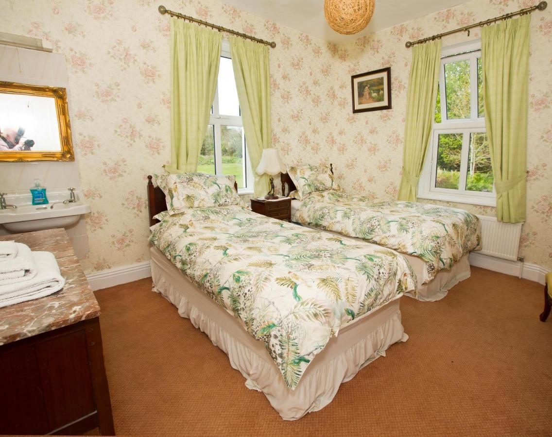 Inniskeen Gleneven Guest House מראה חיצוני תמונה